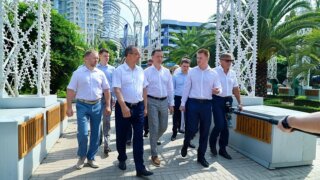 Депутат ЗСК Виктор Тепляков принял участие в выездном совещании под председательством Юрия Бурлачко