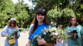 Молодогвардейцы организовали в Краснодаре День семьи, любви и верности