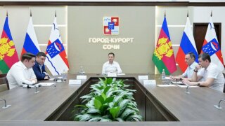 Депутат ЗСК Виктор Тепляков принял участие в совещании по вопросам экскурсионной деятельности