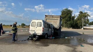 Три человека погибли в ДТП на Кубани с участием микроавтобуса