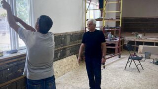 Дом культуры ремонтируют в селе под Сочи благодаря поддержке депутата ЗСК Юнанова