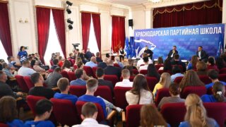 Мэр Краснодара рассказал об открытии партийной школы и своем опыте на муниципальной службе