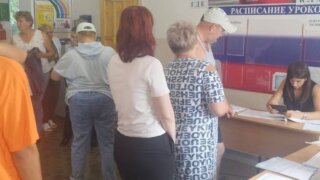 К середине второго дня голосования на участках побывали больше 45 процентов избирателей