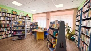 В Хосте отремонтировали детскую библиотеку №9