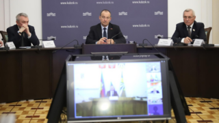 Депутаты ЗСК подвели промежуточные итоги реализации краевых госпрограмм