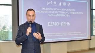 Депутат ЗСК Виктор Тепляков участвовал в форуме молодых бизнесменов в Сочи