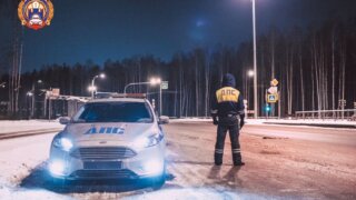 Полицейские под Тулой спасли от холода пассажиров автобуса, направляющихся на Кубань
