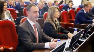 Депутат ЗСК Виктор Тепляков принял участие в очередной сессии краевого парламента
