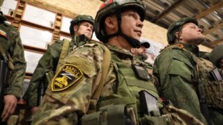 Бойцам кубанского отряда БАРС-1 вручили награды в зоне СВО