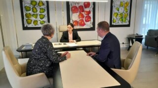 Депутат ЗСК Татьяна Очкаласова встретилась с главой Привольного сельского поселения