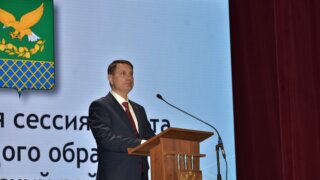 Депутат ЗСК Денис Выпринцев удовлетворительно оценил работу администрации Славянского района
