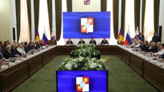 Председатель ЗСК Юрий Бурлачко принял участие в открытой сессии Горсобрания Сочи