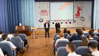 Депутат Олег Бойченко организовал профориентационную встречу для школьников