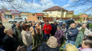 Александр Сафронов провел встречу с жителями СНТ «Янтарь» Краснодара