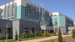 Вице-губернатор Анна Минькова проинспектировала ремонт второй краевой больницы