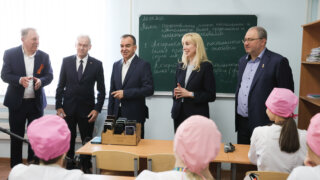 Вениамин Кондратьев встретился с педагогами и студентами медицинского колледжа в Курганинском районе