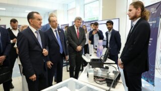 Вениамин Кондратьев осмотрел инновационные проекты молодых ученых Краснодарского края