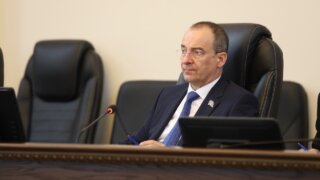 Юрий Бурлачко рассказал о мерах поддержки для многодетных семей на Кубани