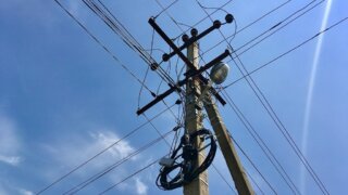 «Россети Кубань» напоминают об опасности незаконного размещения ВОЛС на опорах ЛЭП