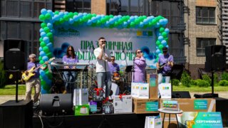 Вручение ключей от жилого комплекса Предгорье Лаго-Наки в Майкопе от ВКБ-Новостройки