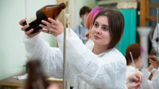 Шесть представителей Кубани вошли в число финалистов олимпиады «Российская школа фармацевтов»