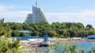 Губернатор Краснодарского края предложил компенсацию убытков отелям Анапы