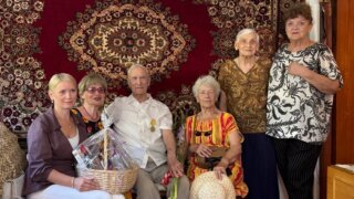 Депутат ЗСК Вероника Иванчикова поздравила с 95-летием ветерана Великой Отечественной войны