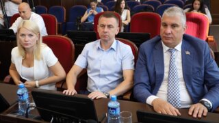 Вероника Иванчикова: Работа в избирательных округах – приоритет в работе депутатов ЗСК
