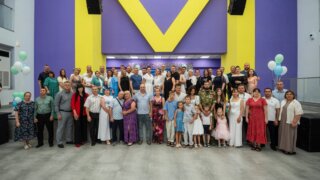 В Краснодаре чествовали семьи-юбиляры, проживших в браке от 10 до 50 лет