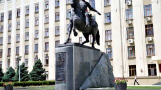 Кондратьев заявил, что на Кубани участникам СВО и их семьям выделено свыше 1000 земельных участков