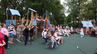 В Центральном округе Краснодара проверили безопасность детских и спортивных площадок