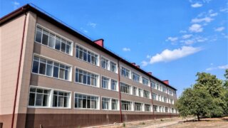 Вениамин Кондратьев: К 2027 году в крае по нацпроекту капитально отремонтируем 18 зданий школ