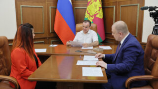 Губернатор Кубани Вениамин Кондратьев провел прием граждан