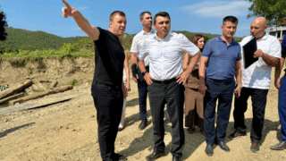 Министр ГО и ЧС Краснодарского края проверил ход восстановительных работ после подтопления в Туапсинском округе