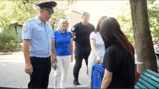 В акции «Помоги пойти учиться» в Краснодаре приняли участие сотрудники полиции и ЧОП «Нева Безопасность»