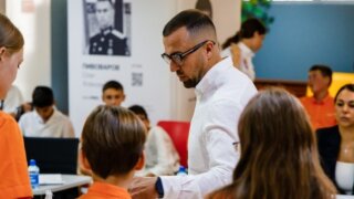 Фонд Точно ДОБРО реализовал в «Артеке» профориентационную программу «Строители будущего»