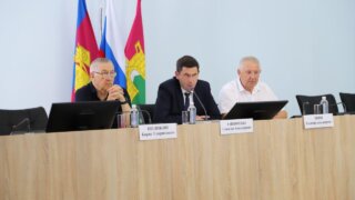 В Усть-Лабинске состоялось расширенное планёрное совещание с участием депутата Владимира Зюзина