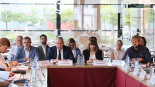 Вопрос трудоустройства молодежи в отрасль виноградарства обсудили власти Кубани