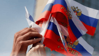 Кубанские общественники поздравили земляков с Днем государственного флага
