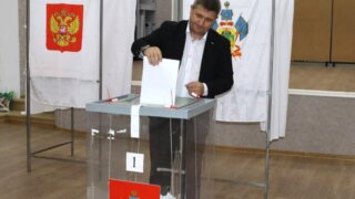 Александр Власов и Роман Лузинов проголосовали на выборах губернатора