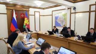 Вениамин Кондратьев потребовал от глав муниципалитетов строго контролировать сроки возведения социальных объектов