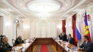 Кондратьев: В период СВО необходимо поддерживать тесную связь с родителями солдат срочной службы