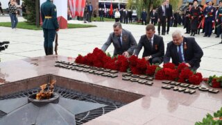 Память, объединяющая поколения