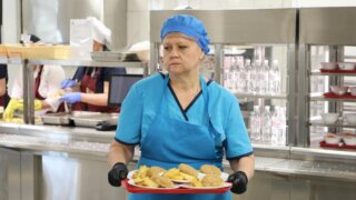 На Кубани почти 98 процентов школьников получают горячее питание