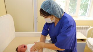 Во второй краевой больнице завершили ремонт послеродового отделения перинатального центра