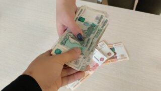 Пенсионерка из Туапсе полтора года переводила деньги мошенникам