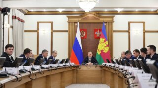 Губернатор требует от ведомств ускорить реализацию нацпроектов на Кубани