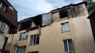 Ребенок, пострадавший при пожаре на улице Альпийской в Сочи, находится в тяжелом состоянии