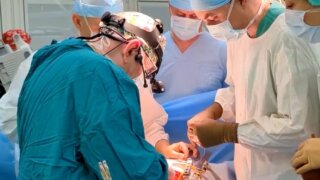 Кубанские торакальные хирурги провели мастер-класс для коллег из разных регионов России