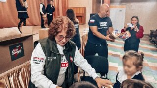 В Донецк с любовью из Краснодара: депутат ЗСК Горюханов помог с организацией помощи местной гимназии